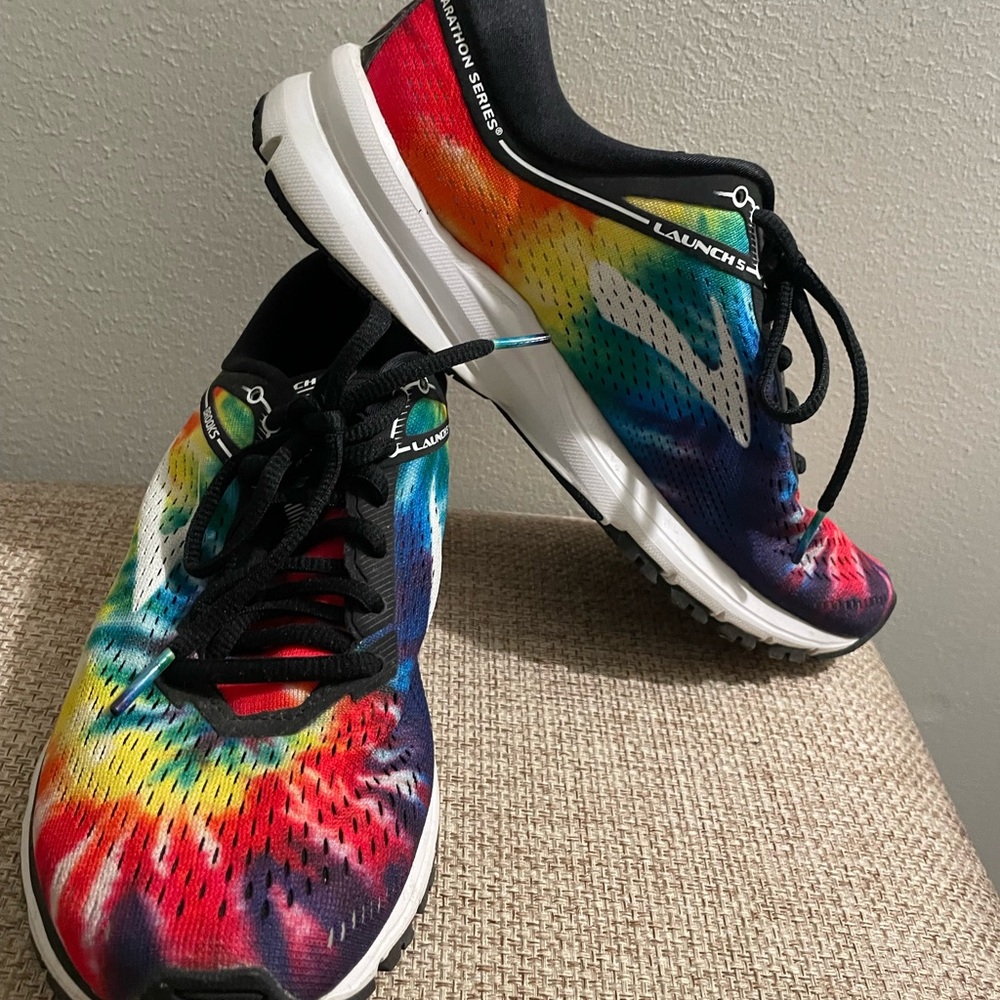 Brooks Women's Launch 7 Rainbow Running Shoes